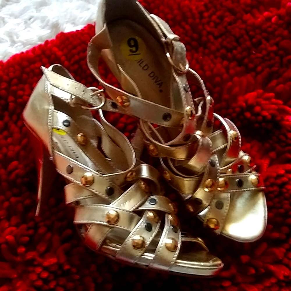 Gold beaded crossed heels women size 9
